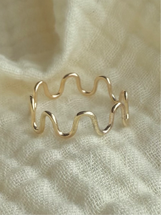 Squiggle Ring