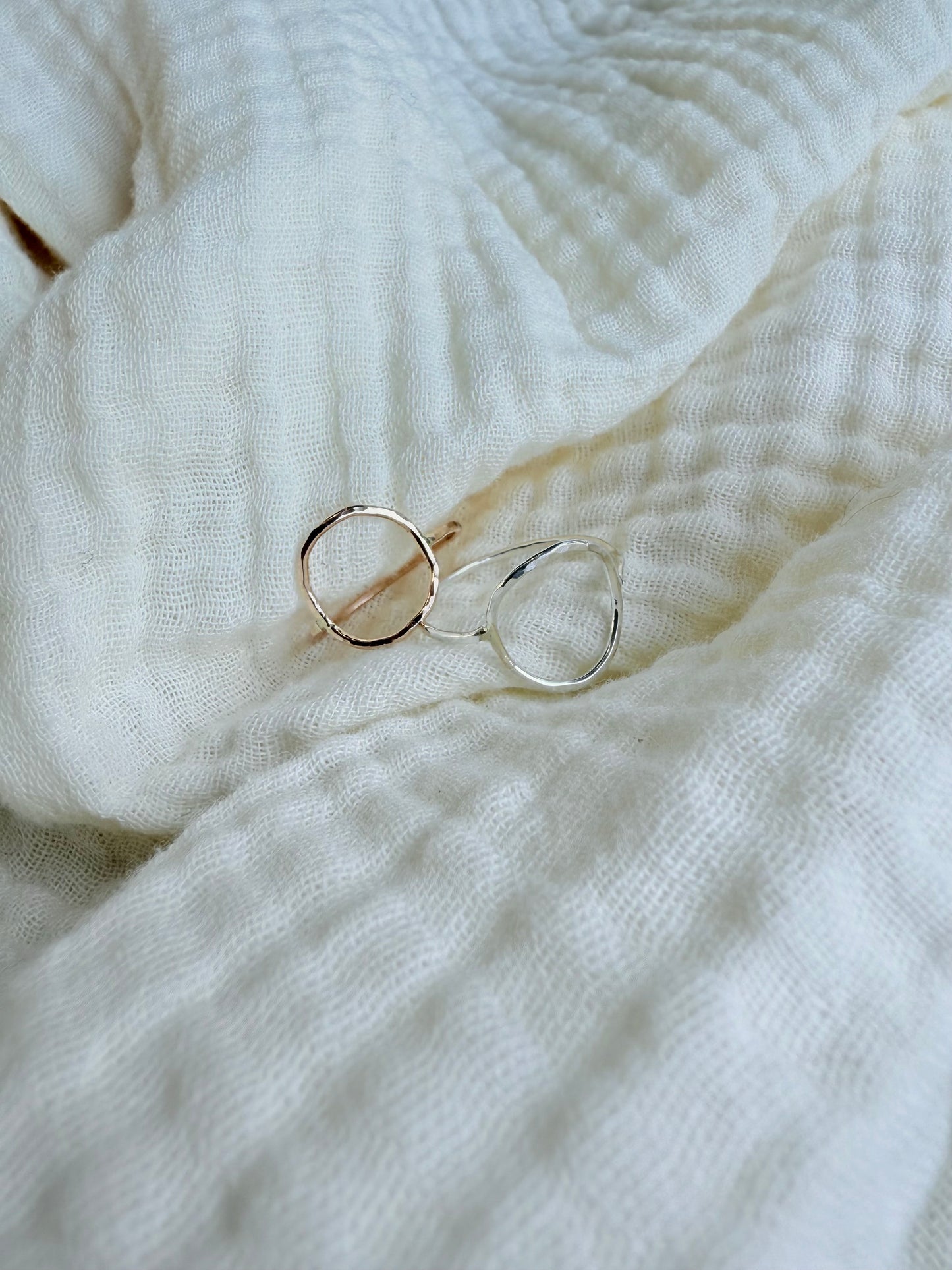 Circle Minimalist Ring