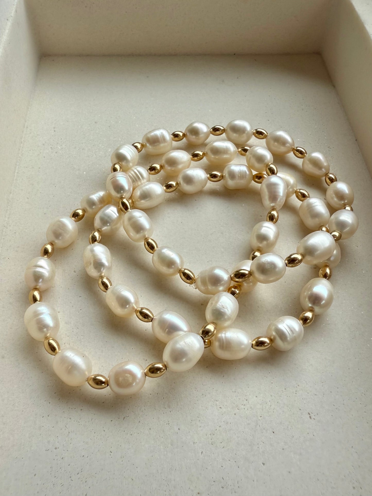 Pearls & Gold Bracelet