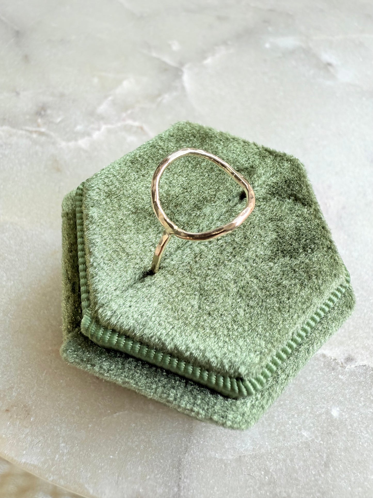 Circle Minimalist Ring