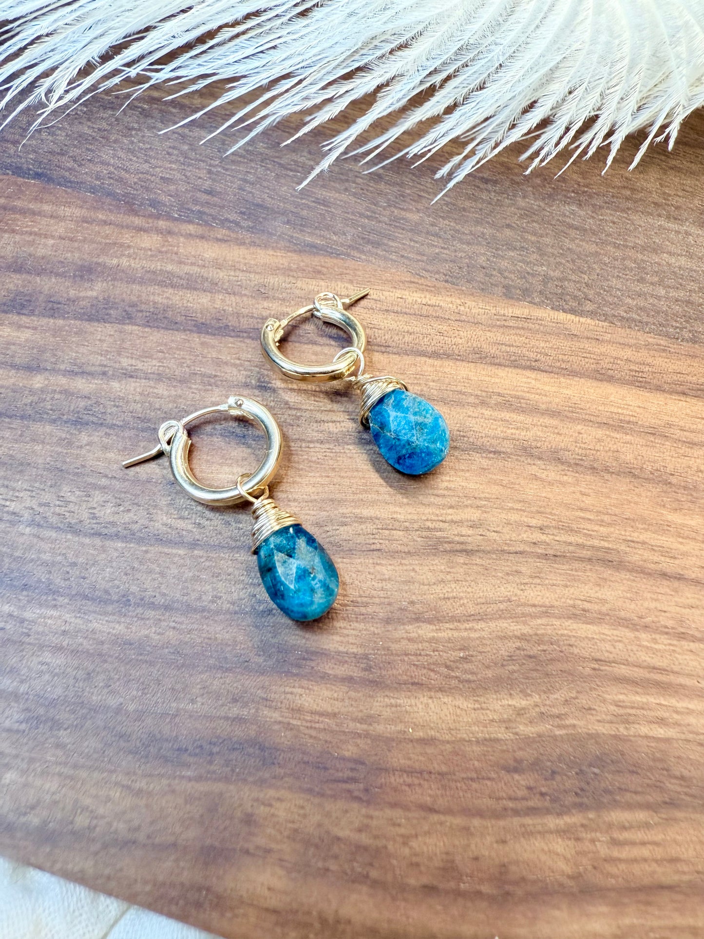 Apatite Faceted Tear Drop Huggies