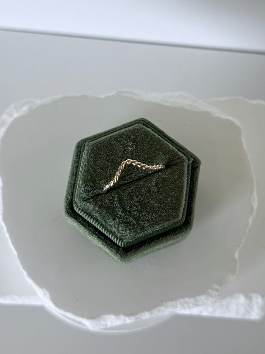 Chevron Twist Ring