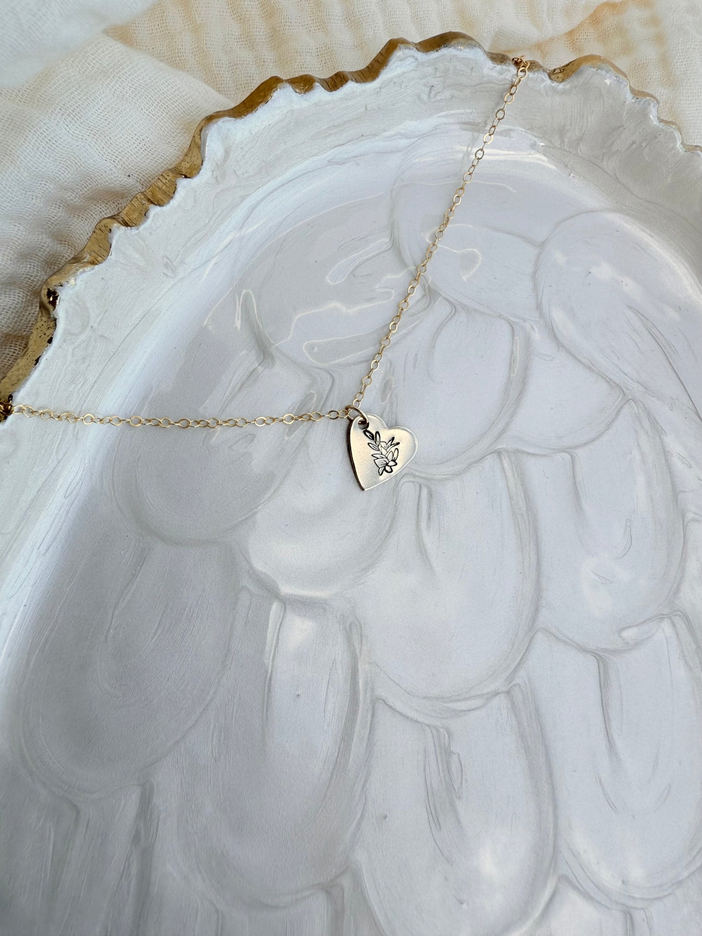 Heart Birth Flower Necklace