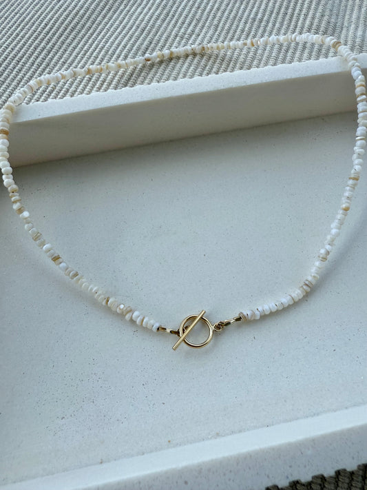 Freshwater Shell Beaded Necklace – Beige